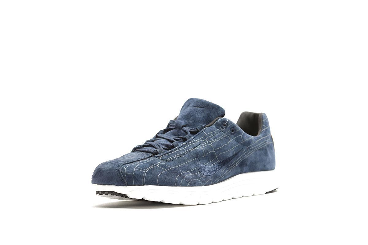 Nike Mayfly Premium 